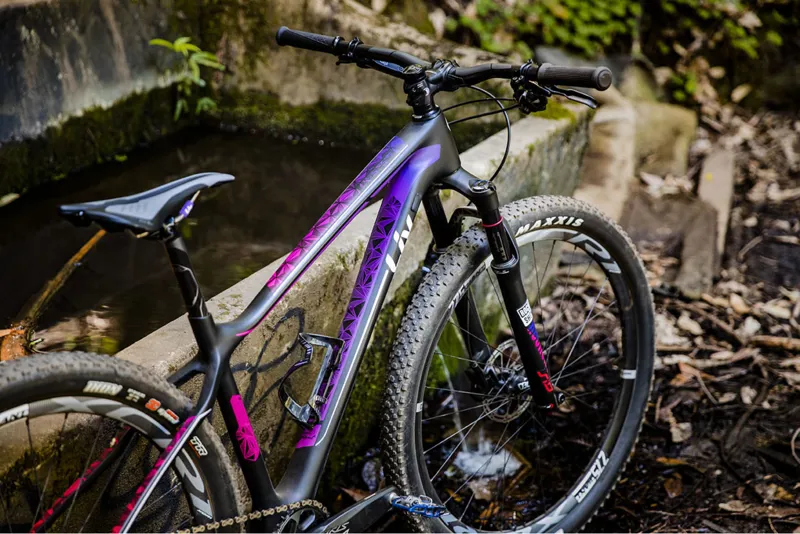 Liv Obsess Advanced 2 27.5 2019 Womens Hardtail Mountain Bike - Black