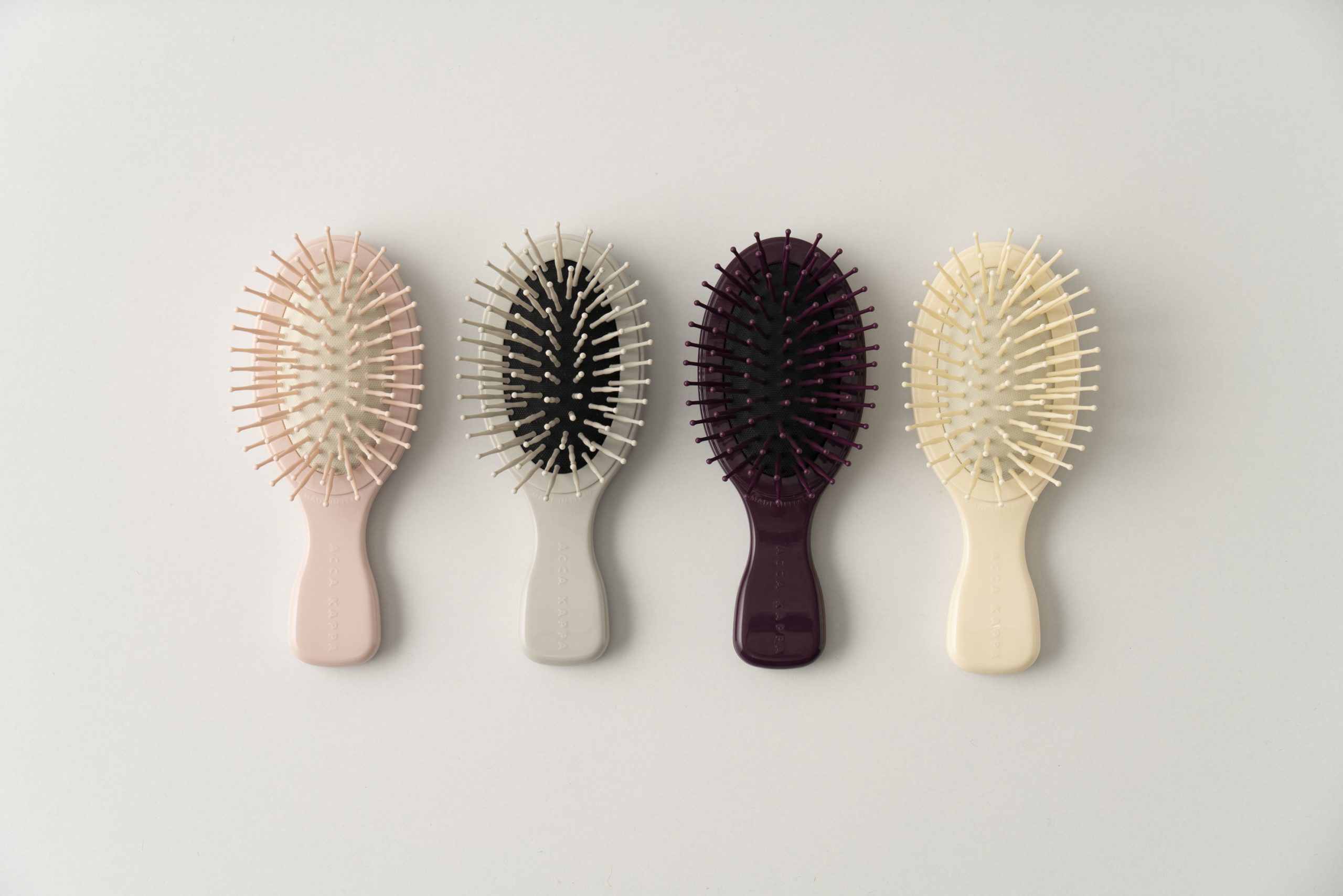 4色展開 ポケットブラシ 発売 | ≪公式サイト≫ACCA KAPPA