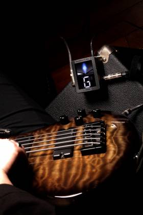 Korg Pitchblack XS Bass Compact Bass Guitar Tuner - Black PBXSBASS