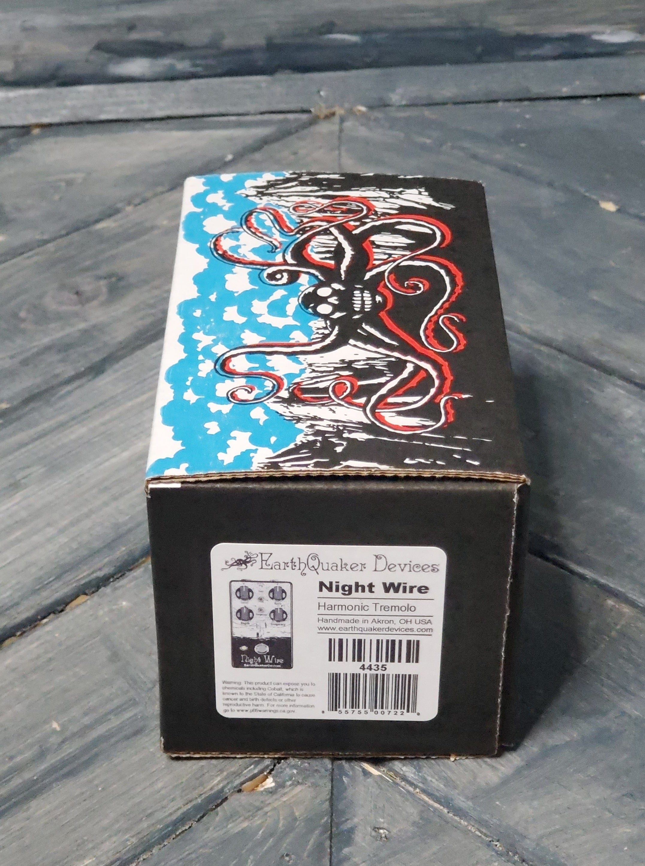 Earthquaker Devices Night Wire V2 Harmonic Tremolo Pedal