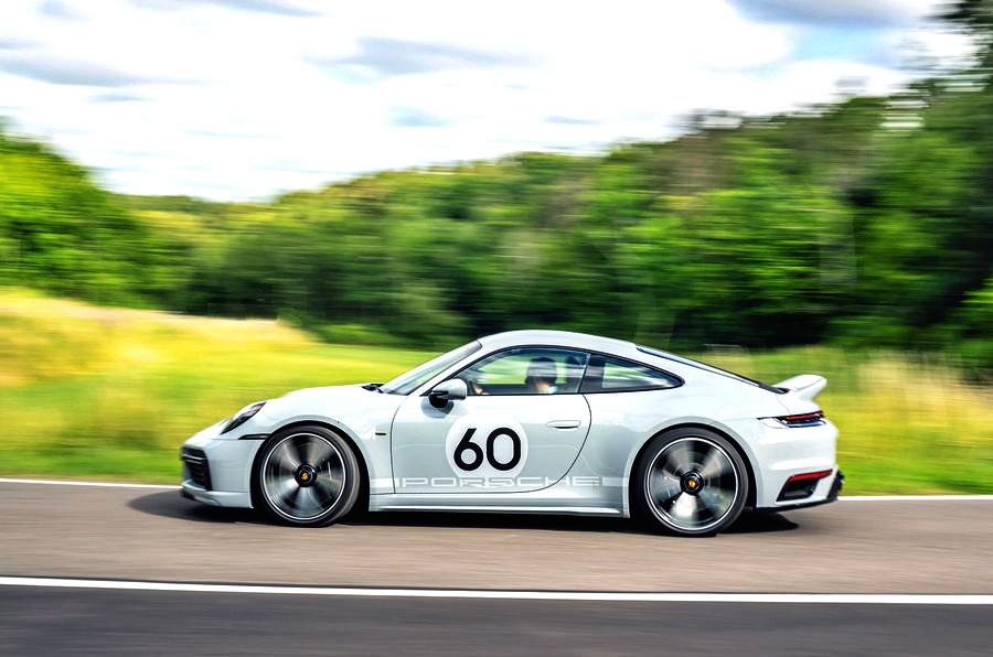 450psのRRに7速MT ポルシェ911 スポーツクラシックへ試乗 1250台の特別