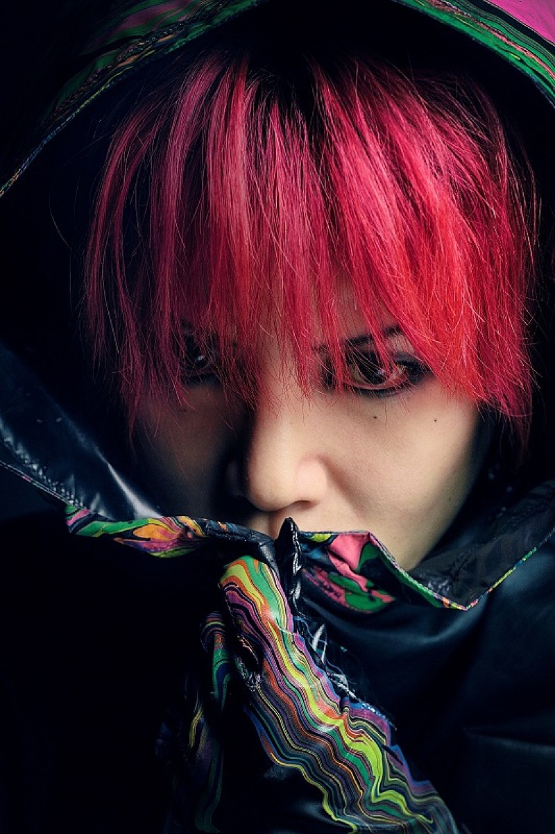 hide(X JAPAN)のドキュメンタリー『HURRY GO ROUND』、DVD& Blu-rayで