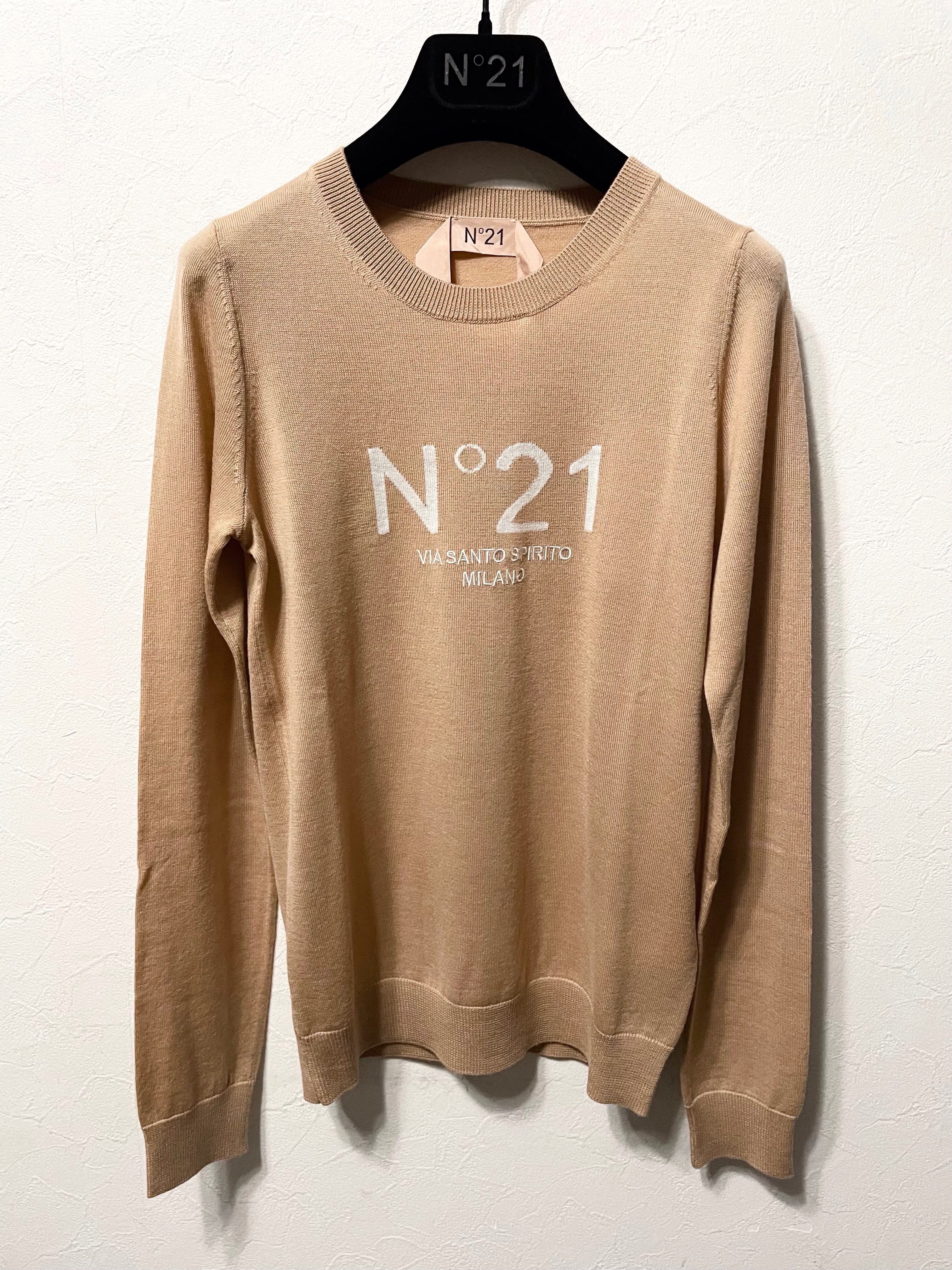 N°21 ヌメロヴェントゥーノ ロングスリーブニット ロゴ ピンクベージュ