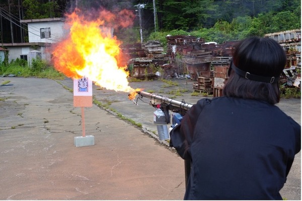 火炎放射器つくってみた『ファークライ6』登場武器を専門家指導のもと