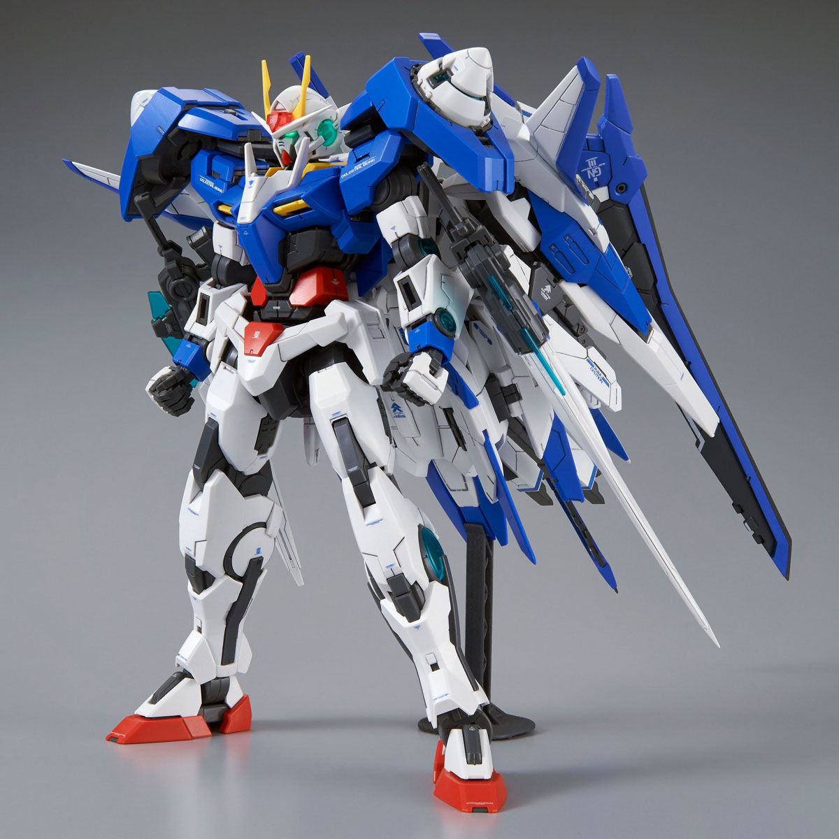 Bandai MG 1/100 GN-0000+GNR-010/XN 00 XN Raiser Model Kit – Gunpla