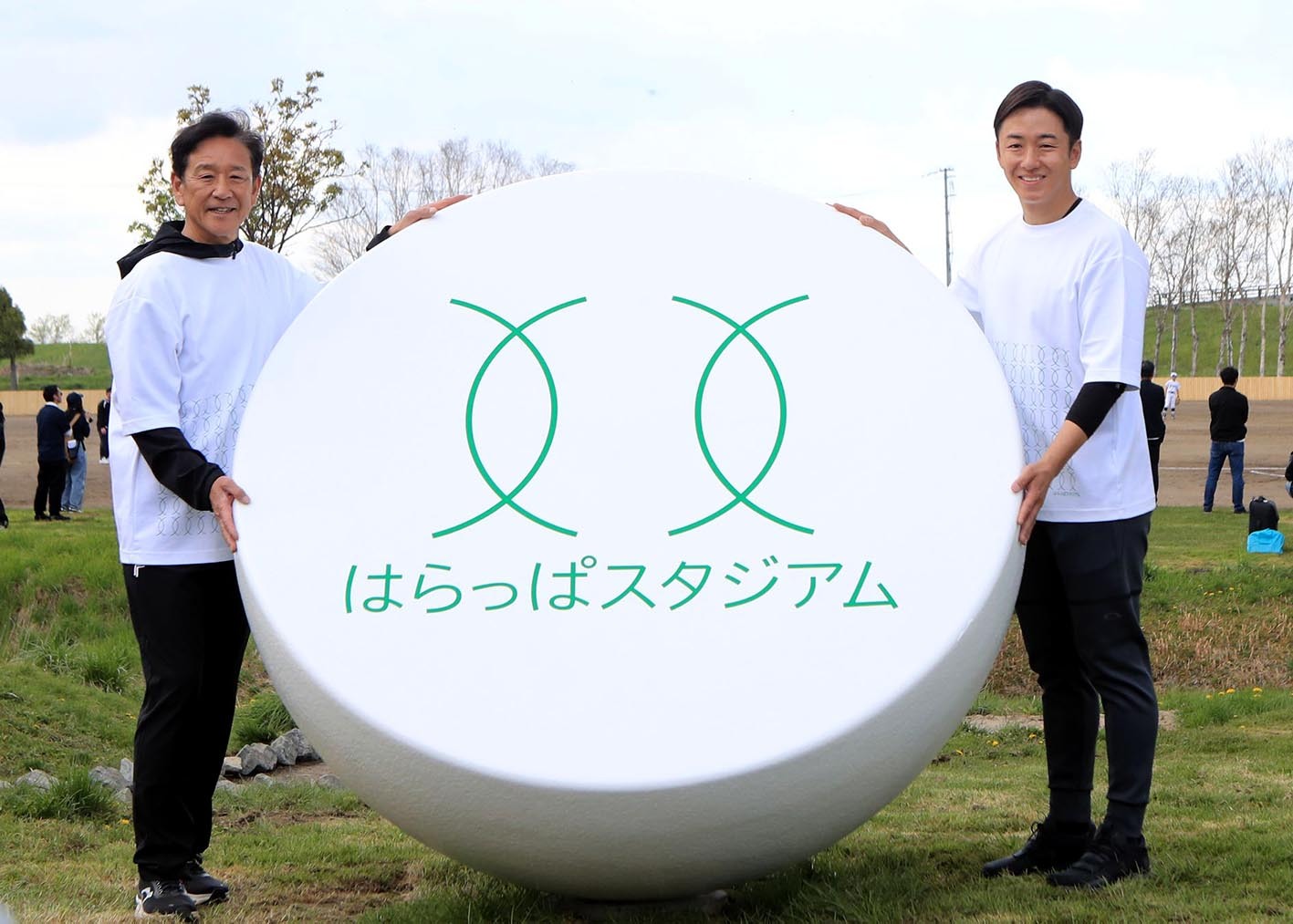 元日本ハム・斎藤佑樹さんの「はらっぱスタジアム」オープンで思いを