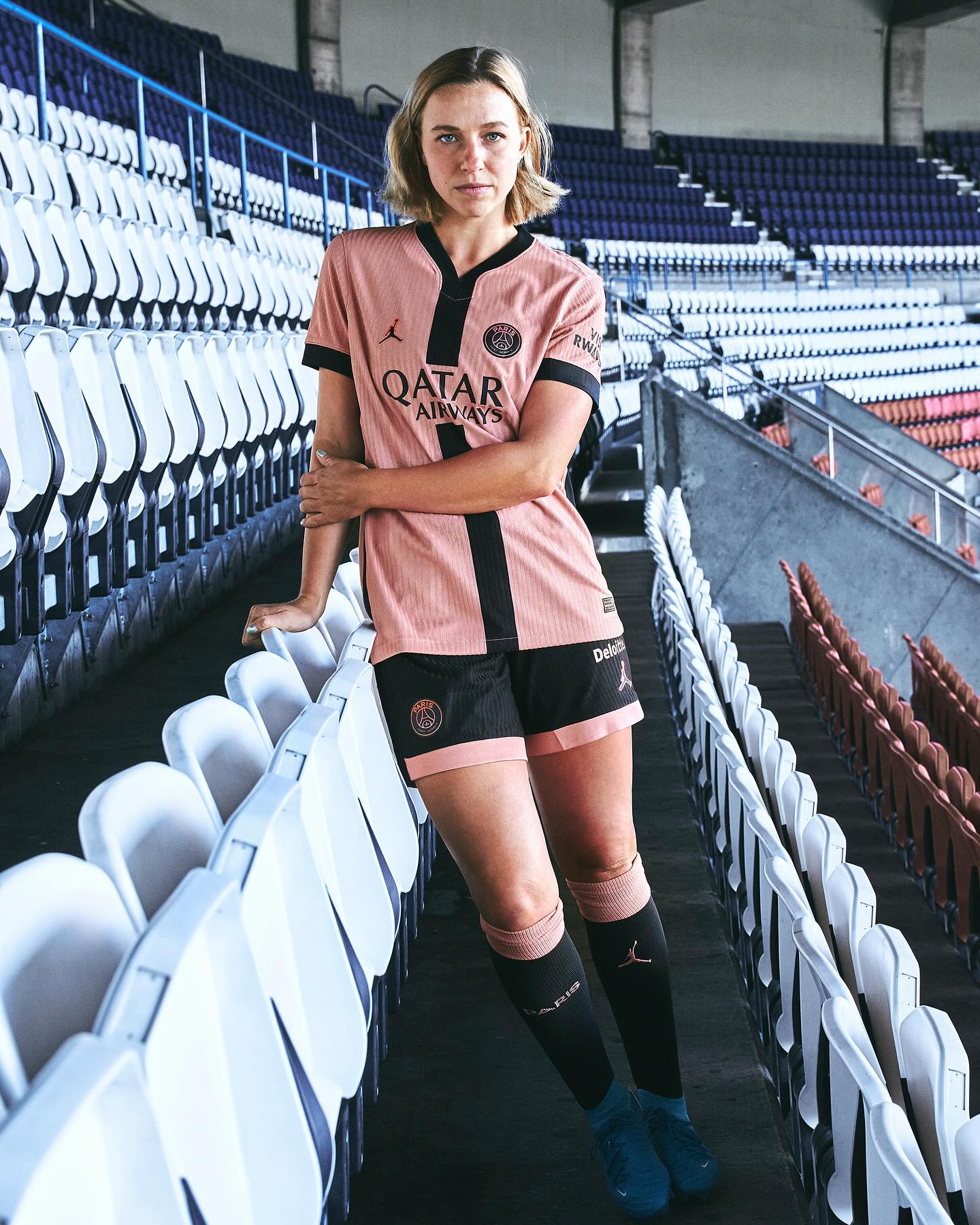 Paris Saint-Germain 24/25 Jordan Third Kit - Football Shirt