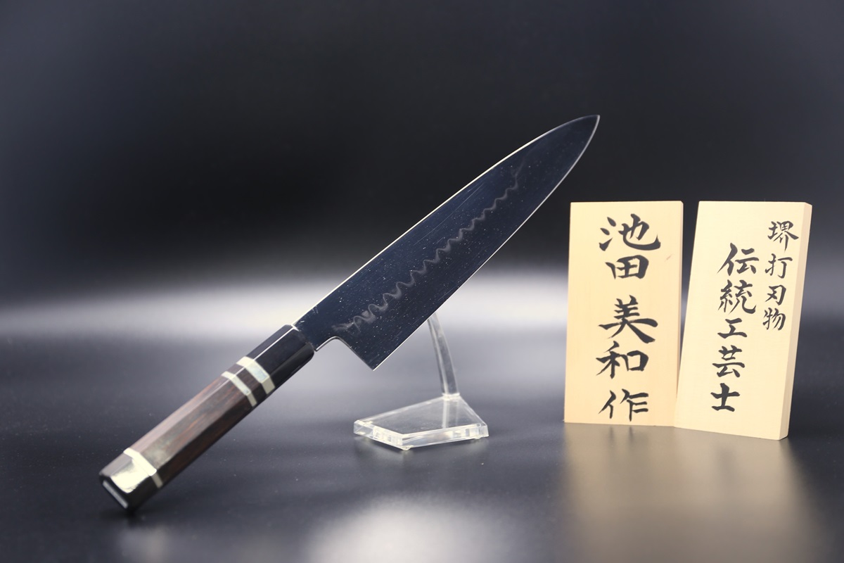 Wa-Gyuto Shirogami-1 (WS#1) Mizu Honyaki 270mm Namiukashi hamon