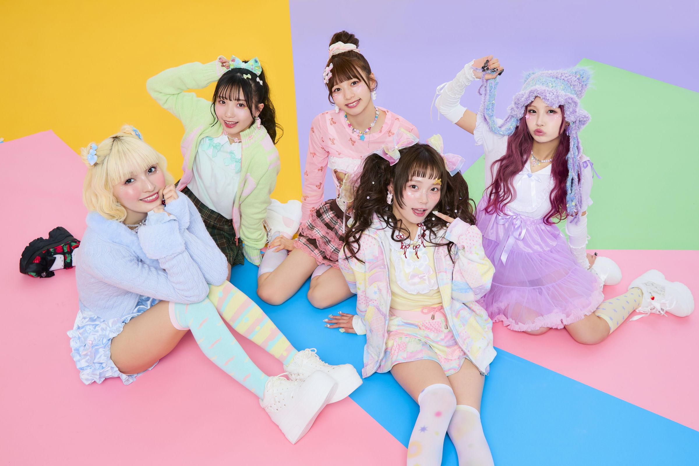 のんふぃく！×KiSS KiSS 2マンツアー『FiCKiSS!』グッズラインナップ