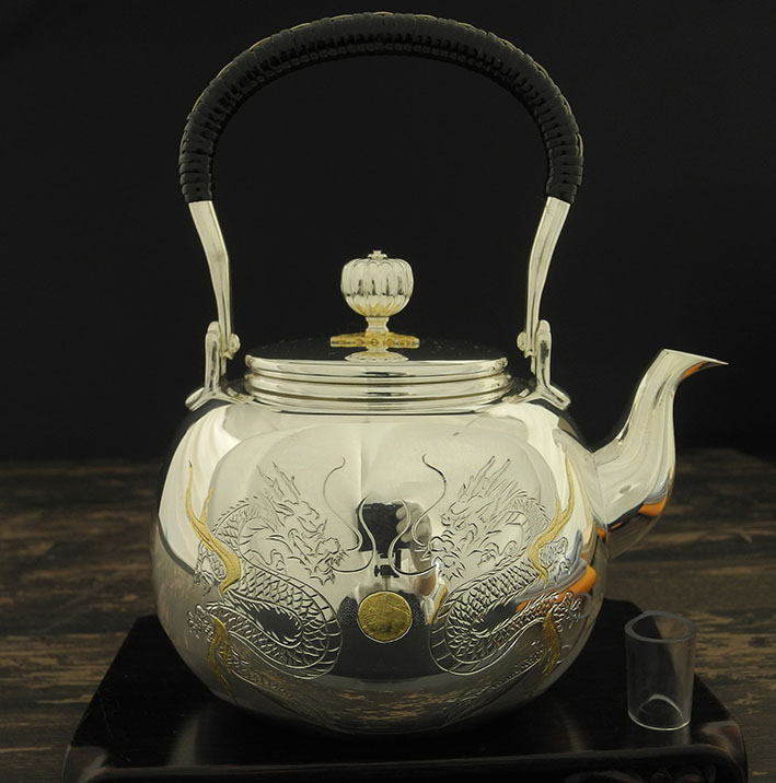 11001] 金壽堂 銀製品 純銀 湯沸 銀瓶 双龍 忍峰刻 日本製 made in