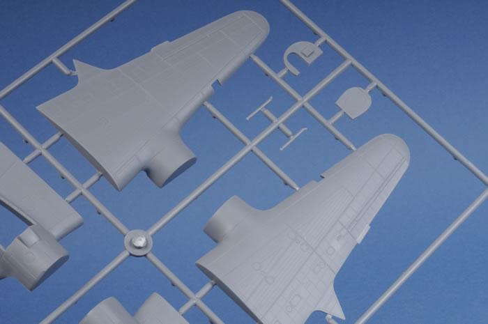 Fisher XP-75 and P-75A Eagle Review by Glen Porter (Valom 1/72)