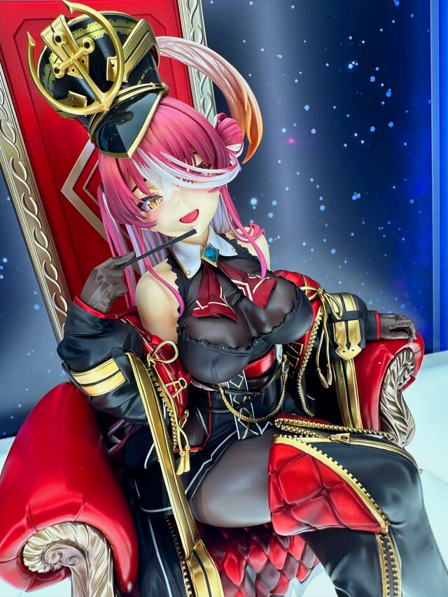 大人の色気ムンムン！ホロライブ・マリン船長が「三十路衣装Ver.」で