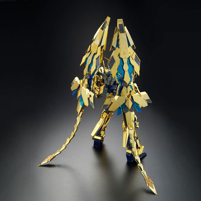 ガンプラ「MG ユニコーンガンダム3号機 フェネクス （ナラティブVer