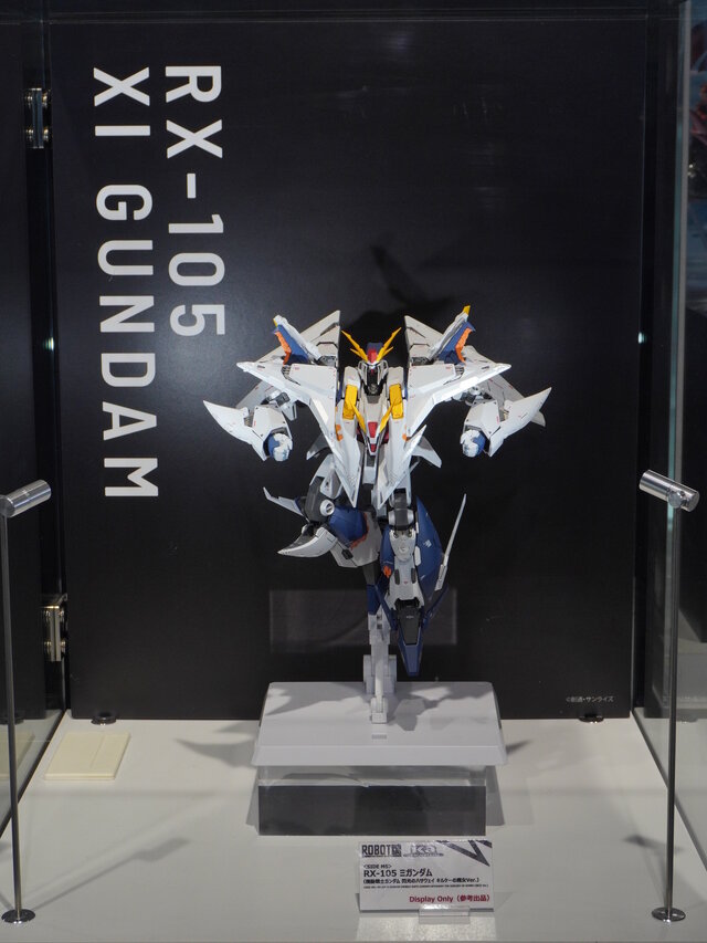 閃光のハサウェイ」より「Ξガンダム」がROBOT魂化！彩色表現を変更した