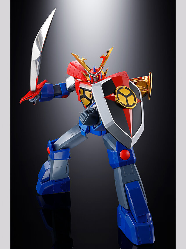 最強ロボ ダイオージャ」45周年記念！兜飾りと翼がゴールドメッキに