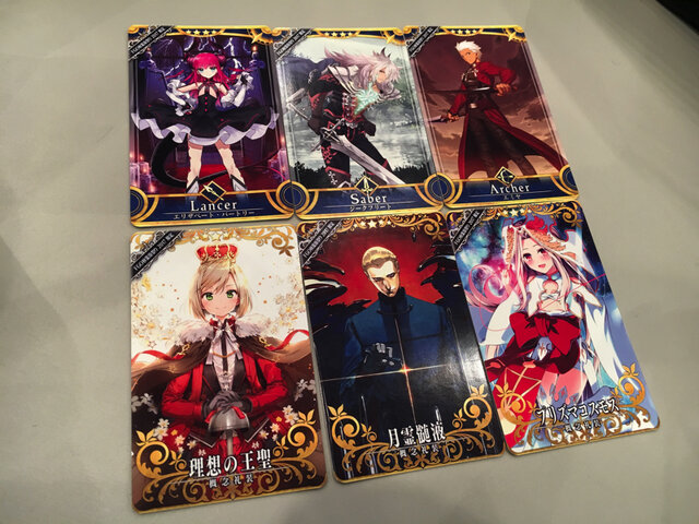 FGO アーケード』筐体細部＆実物カードを写真で紹介！アルトリアが出