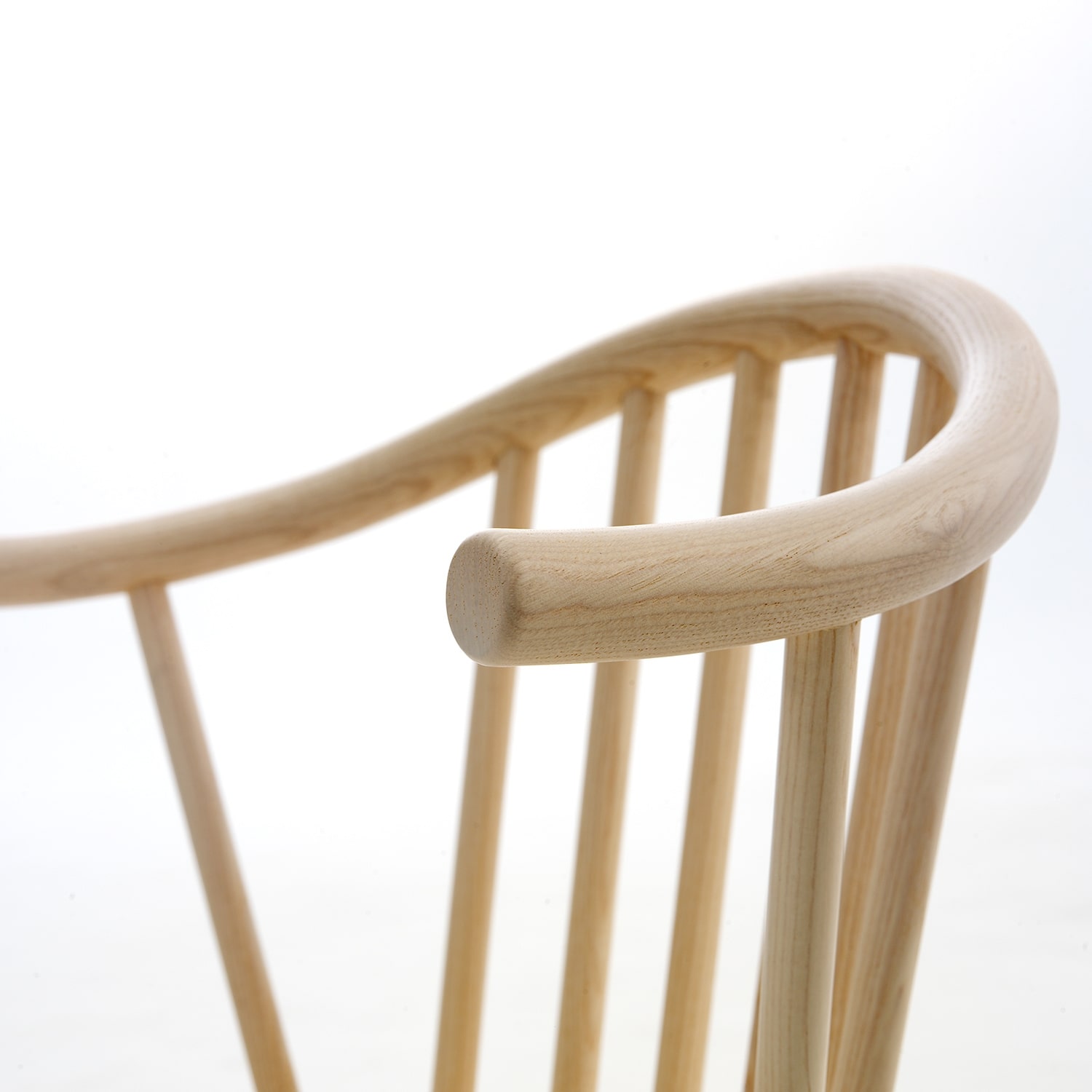 ONDA CHAIR Natural by Fantastico｜リビング・ダイニングチェア｜IDEE