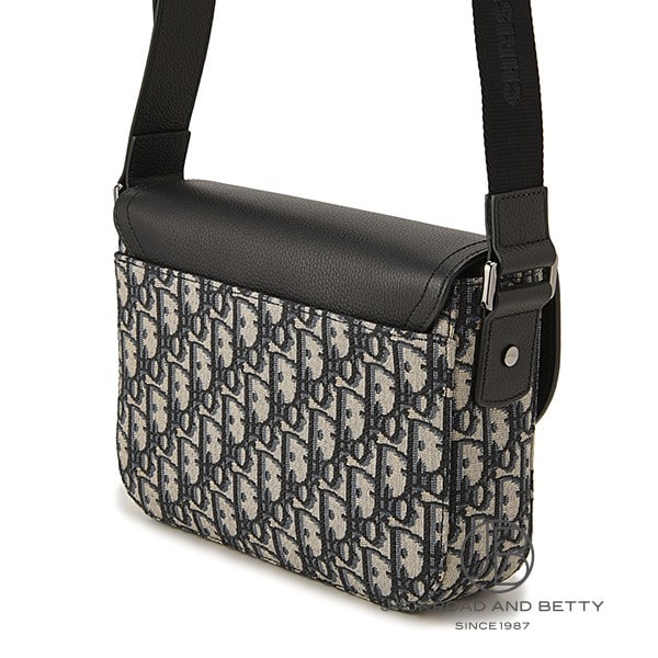 サドル フラップ付き メッセンジャー バッグ スモール