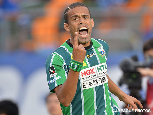 公式】岐阜、MF三都主アレサンドロと契約満了：Jリーグ公式サイト（J