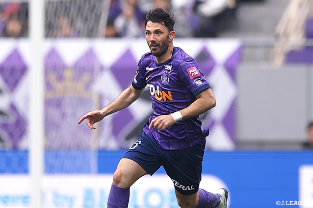 公式】MFトルガイ アルスランがドイツへ一時帰国【広島】：Jリーグ