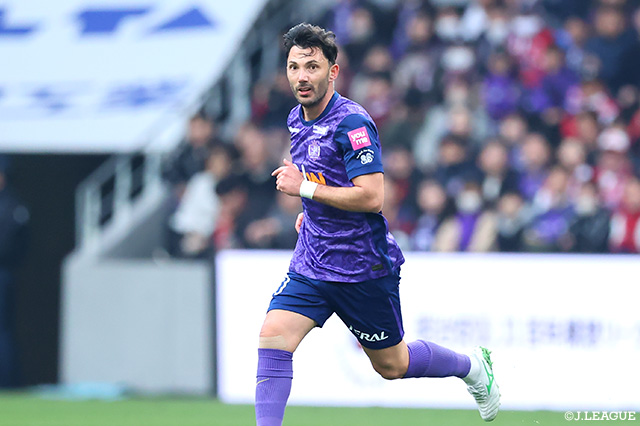 公式】新井 直人 | サンフレッチェ広島：Jリーグ公式サイト（J.LEAGUE.jp）