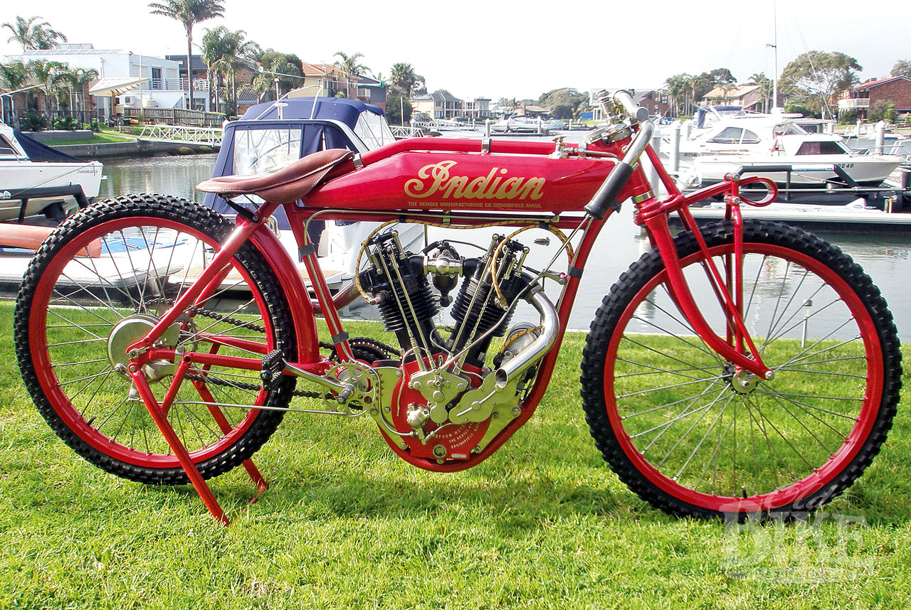 A vintage 8-valve challenge - Old Bike Australasia