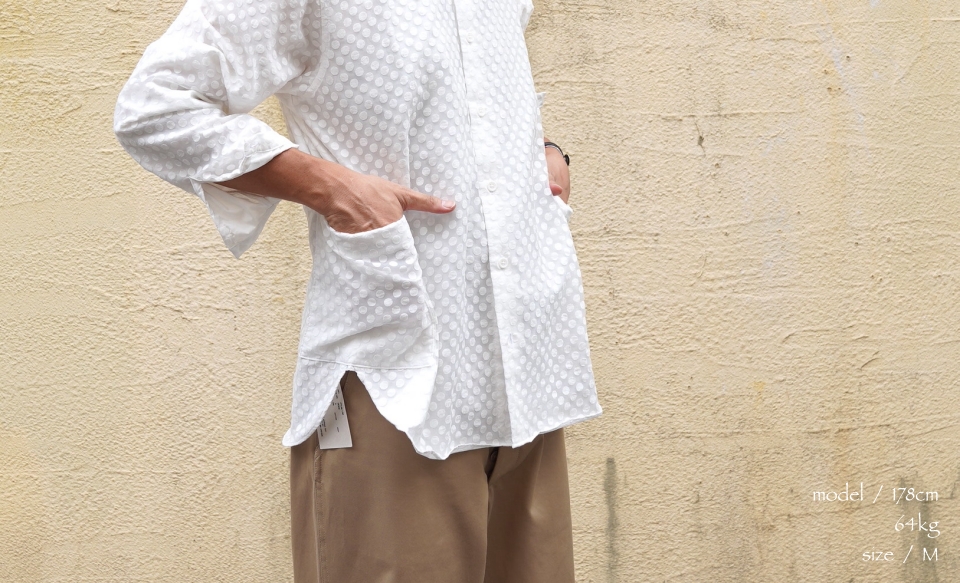 BRU NA BOINNE ブルーナボイン フルゴルドッツスナフシャツ ＜ホワイト