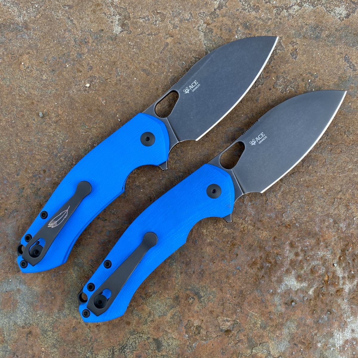 GiantMouse ACE Biblio XL Blue G10 Vanadis PVD Blade (BIBLIO-XL-BLU