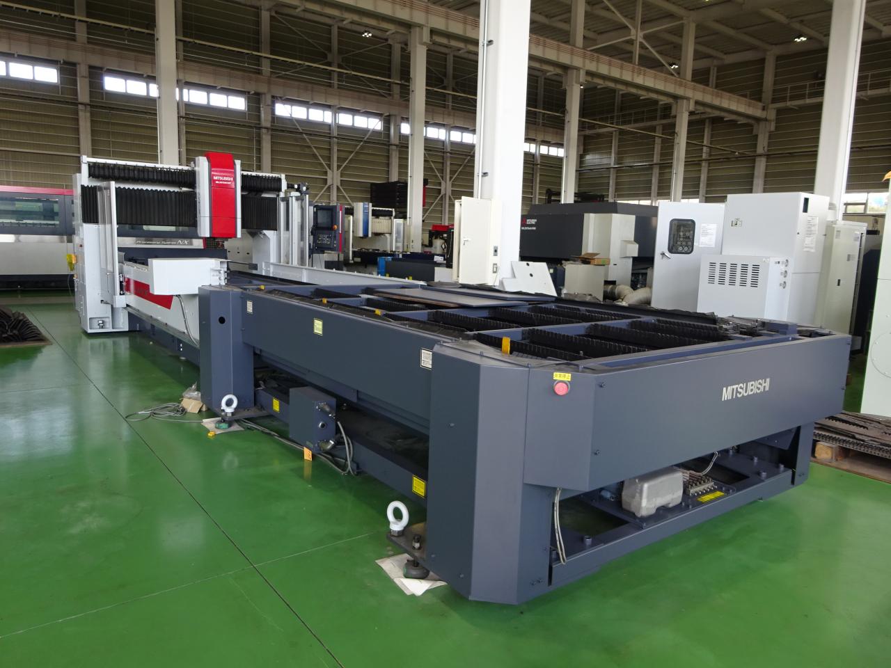 三菱＞レーザー加工機 ML3015HVⅡP-30CF-R | 中古機械の販売・買取の