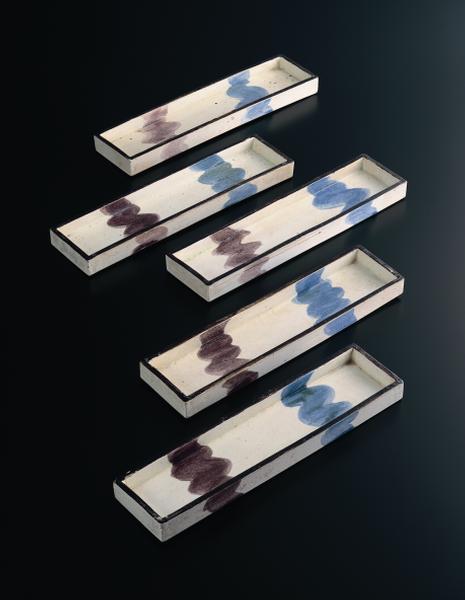 乾山色絵短冊皿 - MIHO MUSEUM