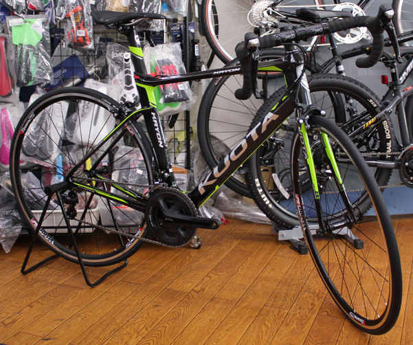 KUOTAのロードバイクKRYONのMサイズが入荷いたしました。