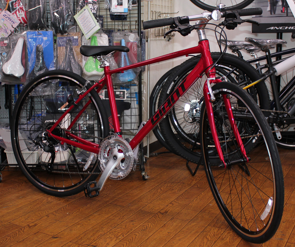 ジャイアントGIANT ESCAPE R3 ※引取限定ジャイアントGIANT ESCAPE R3