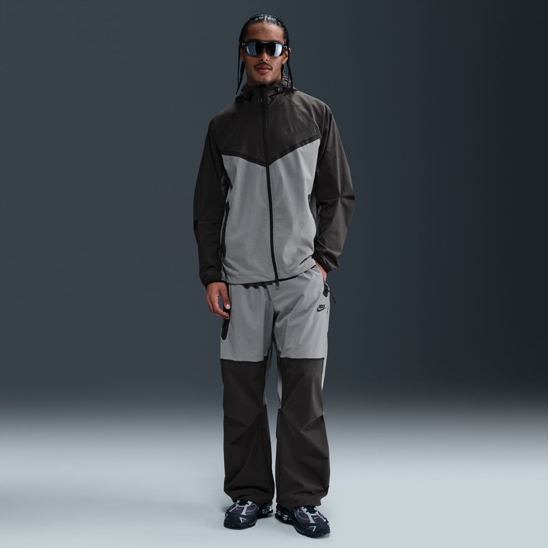 NIKE TECH WOVEN JACKET 