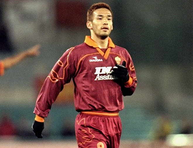 偉大なカンピオーネ」「史上最高の日本人だ」セリエA公式SNSが公開した