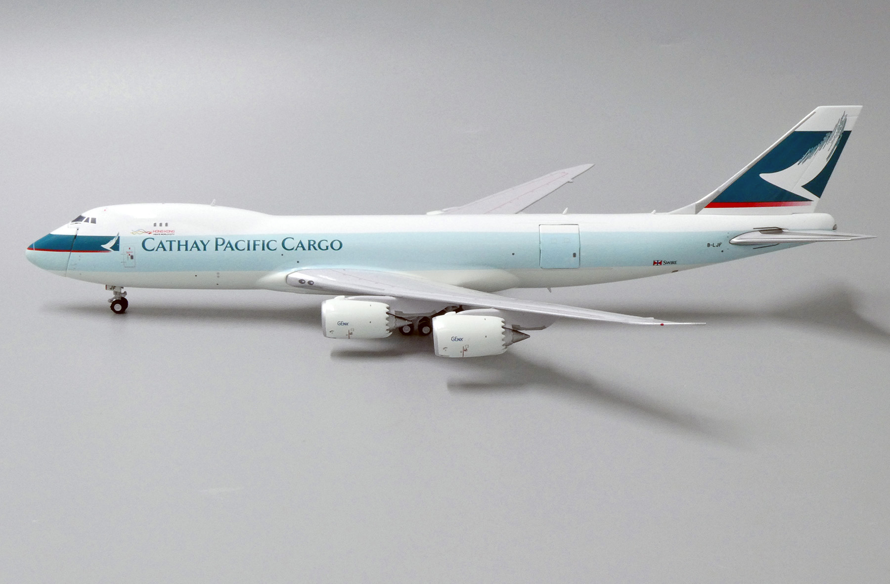ScaleModelStore.com :: JC Wings 1:400 - EW4748010 - Cathay Pacific