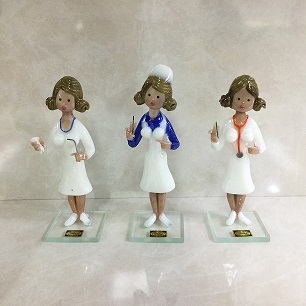 ボヘミアドクター人形|商品紹介｜贈答品・記念品は大阪淀屋橋 尚美堂