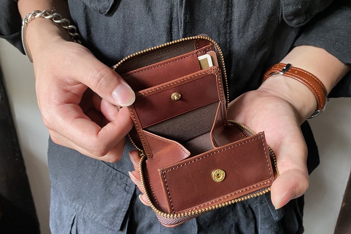 Herbie mini wallet | SLOW - スロウ 公式サイト | 革製のバッグ、財布