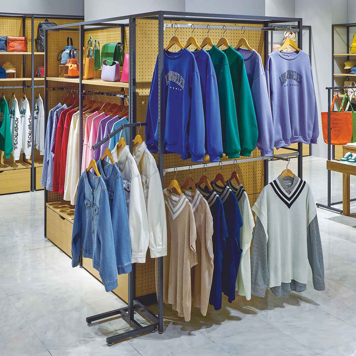 Lee 立体ロゴ 店舗什器 約60cm×40cm 非売品 レア 看板 サイン 【公式通販】