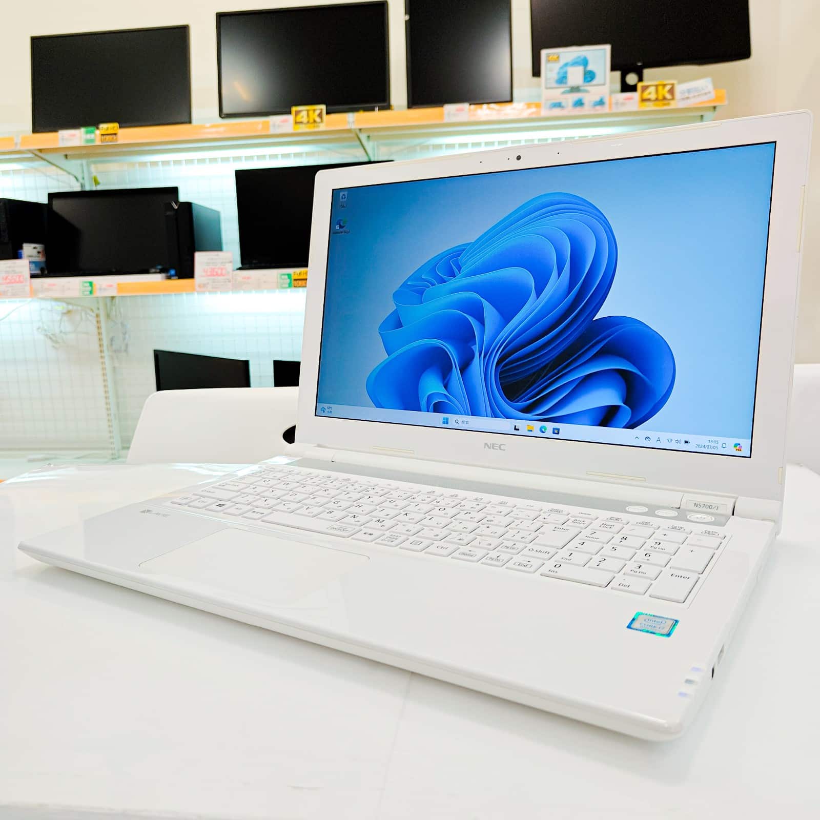 NEC Lavie NS700/J オススメノートパソコン情報【PC堂 ウイングタウン