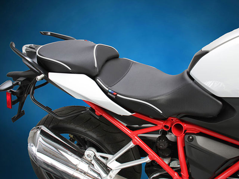 R1250RS カスタム シート