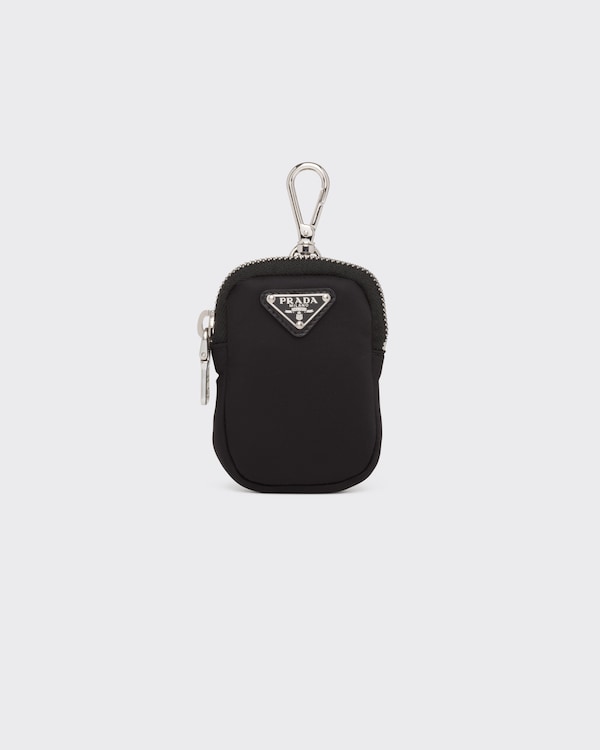 ブラック キーチェーン付 Re-nylon ミニポーチ | PRADA