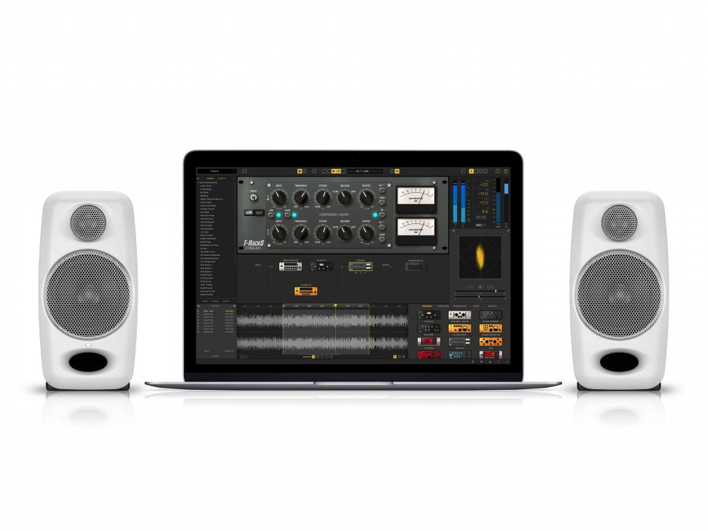 ZEN DAC 2 と iLoud Micro Monitor ZEN DAC 2 と iLoud Micro Monitor