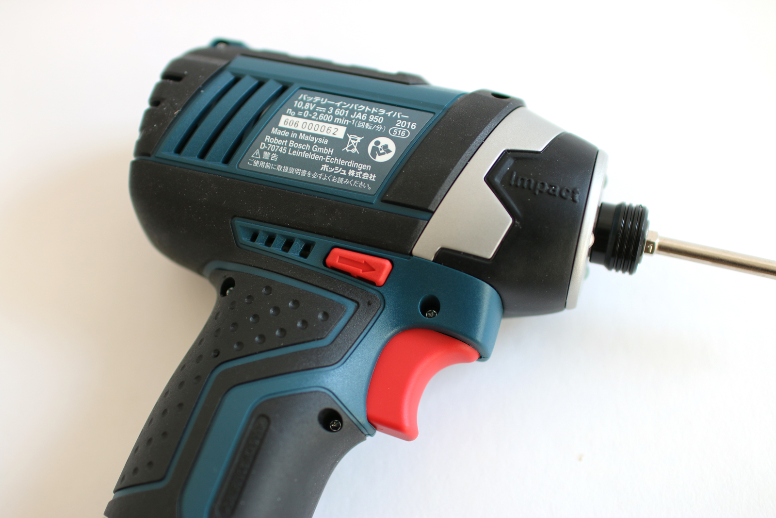 基本の道具工具 BOSCHインパクトドライバー（ビットパーツ付き） | DM