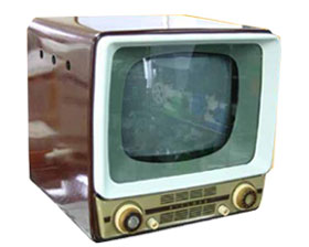 レトロテレビ / 昭和30年代にタイムスリップ。でも中身は新品！/ 昔の