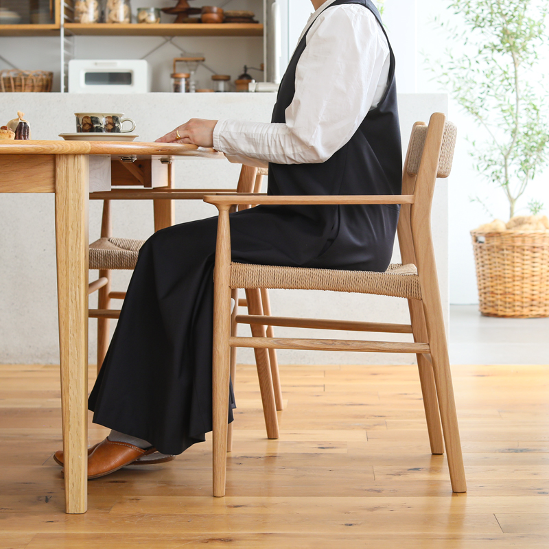 ダイニングチェア folk Arm w/codeback ｜家具・インテリア通販 Re