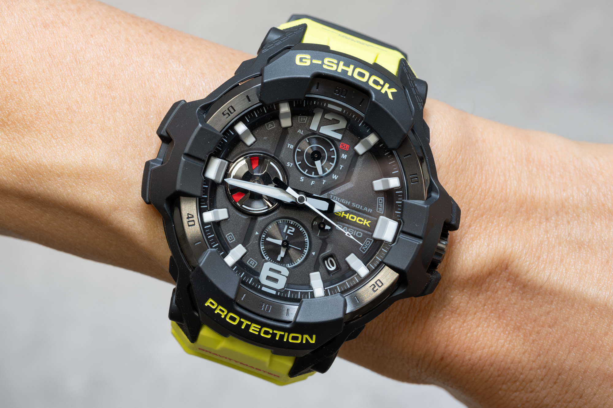 G-SHOCK、“コーションイエロー”をまとった「MASTER OF G」 - Impress Watch