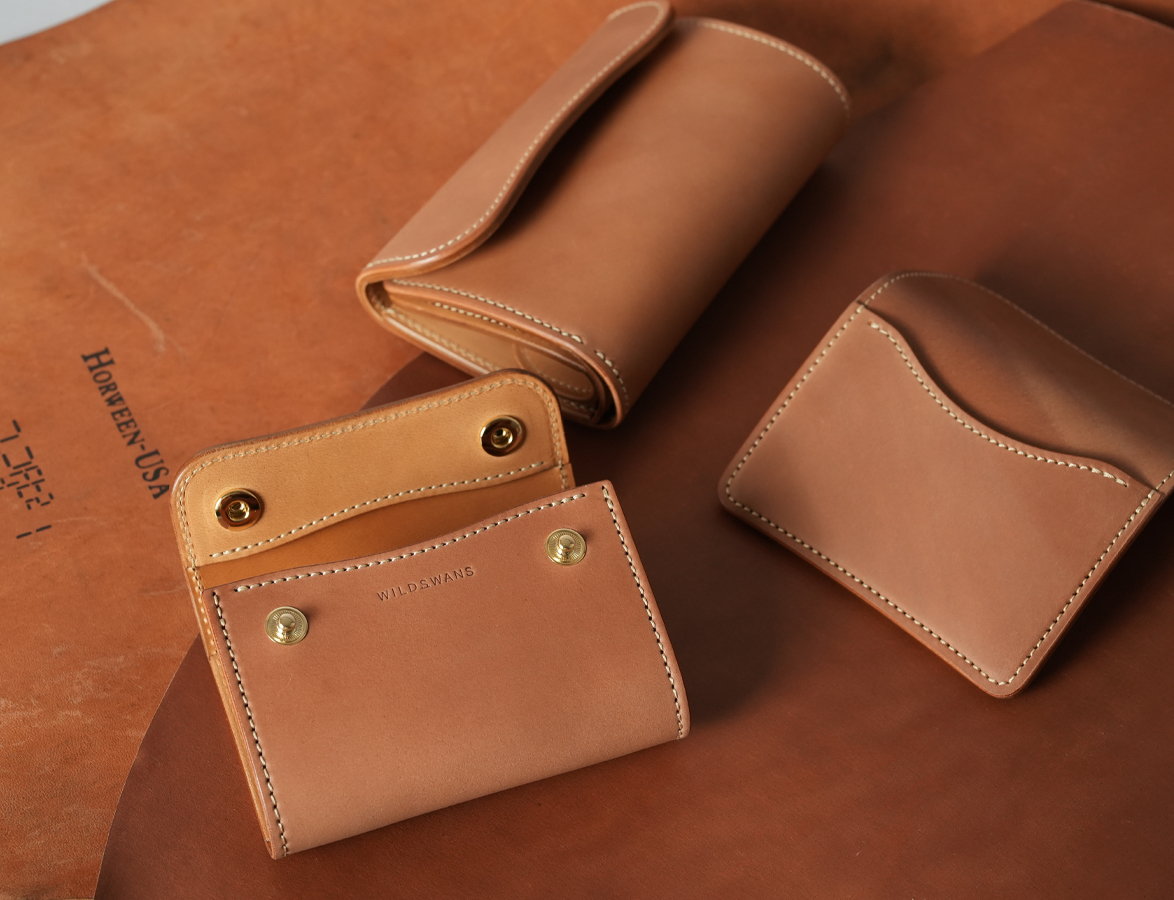 ありのままの革を育てる体験を シェルコードバン/ナチュラルアング