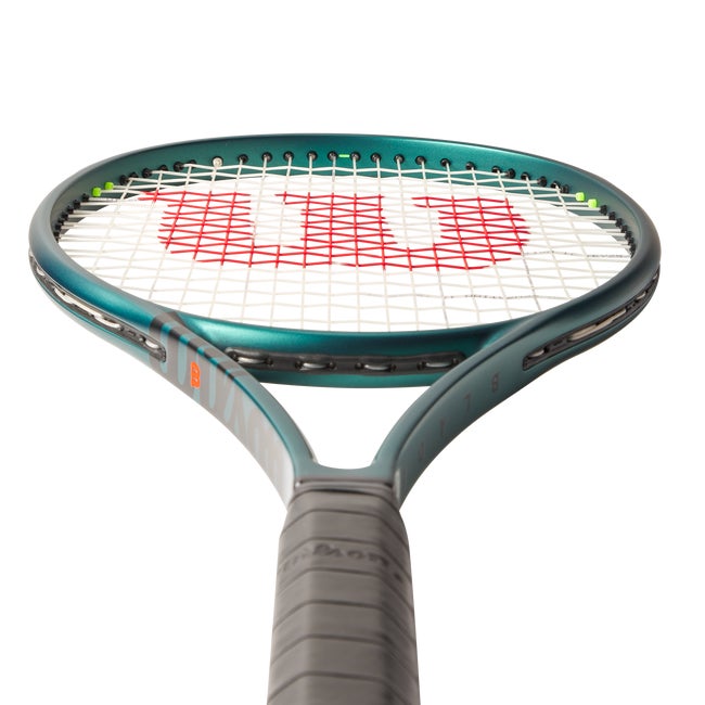 Blade 98 (18x20) V9 Tennis Racket | Wilson Sporting Goods