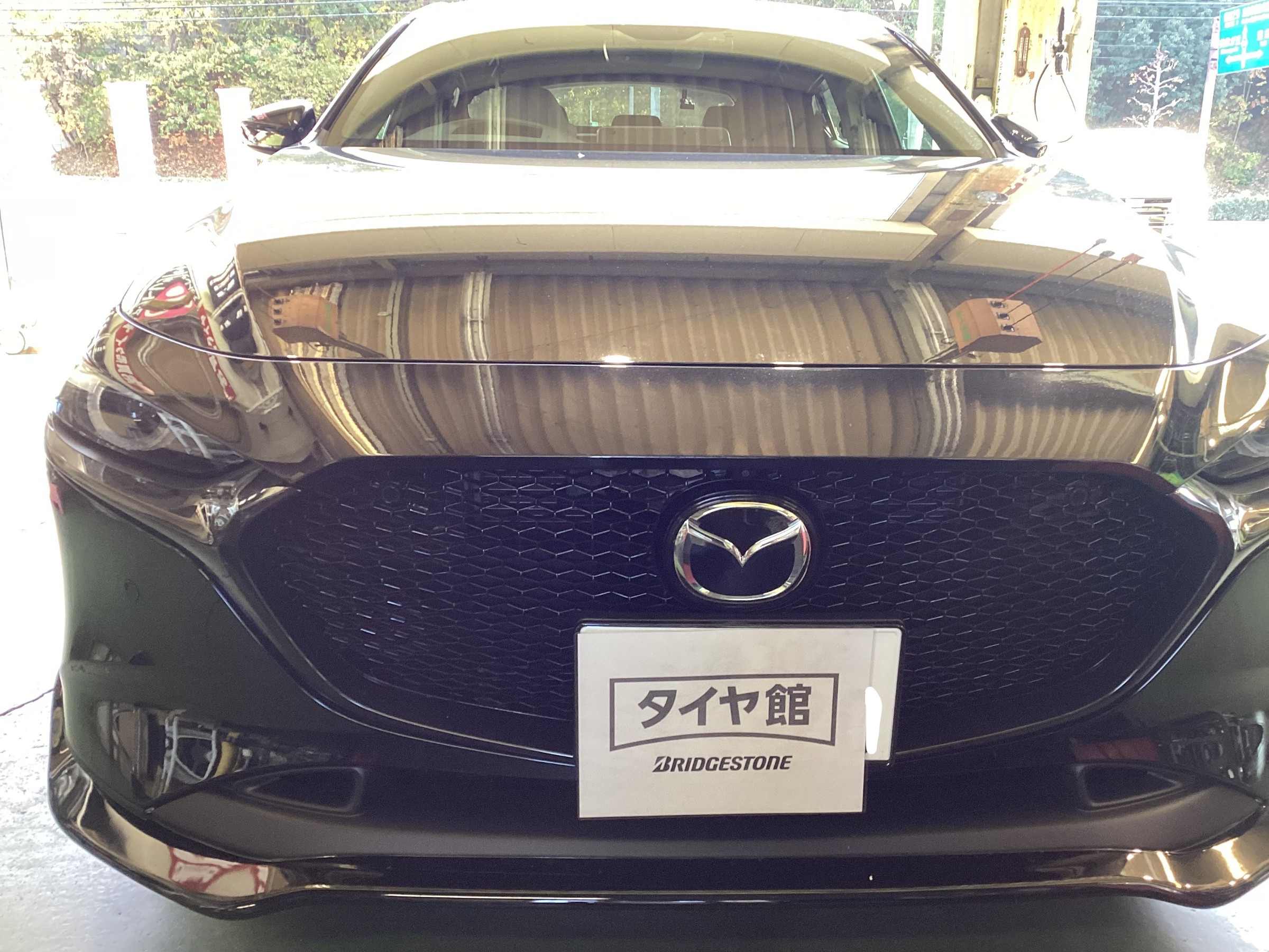 マツダ MAZDA3 ブリザックVRX3ホイールセット取り付け | 店舗おススメ
