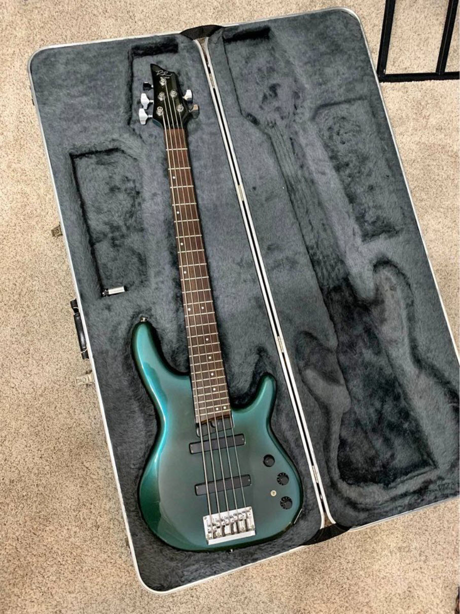 NBD: Heartfield DR5 (Fender) | TalkBass.com